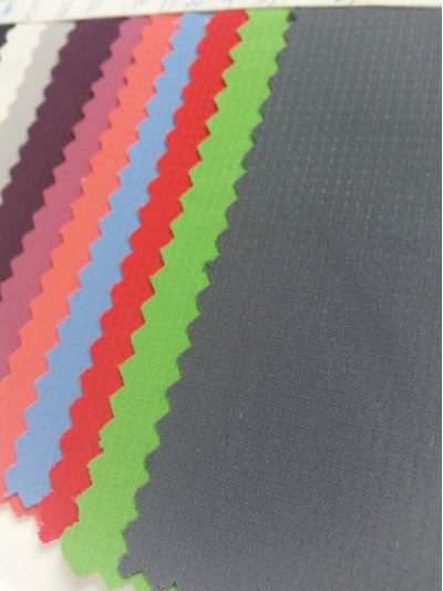 ZS-HIXG 格中點復合 後面照